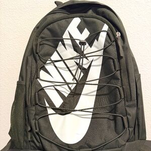 Like new Forest Green Spacious Backpack